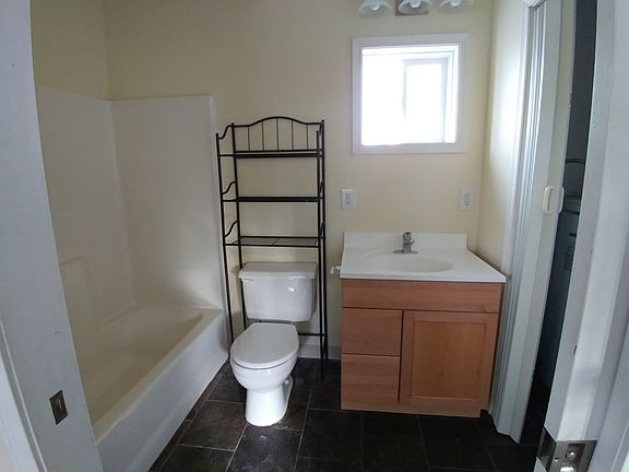 4th image of 2407.5 Holabird Ave