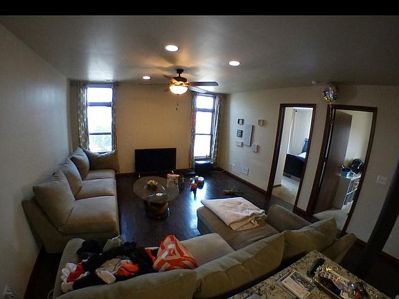3rd image of 464 N Ashland Ave #2A