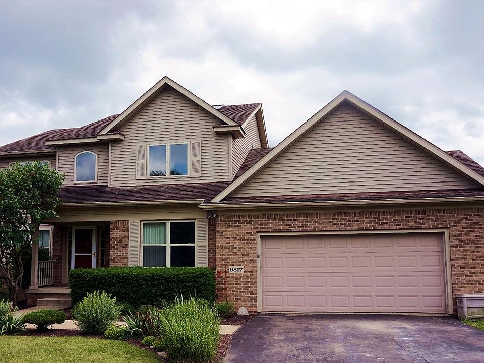 1st image of 9817 Oxford Ct #4