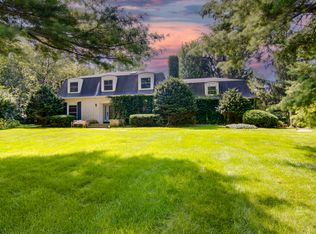 201 Cary Algonquin Rd, Cary, IL 60013
