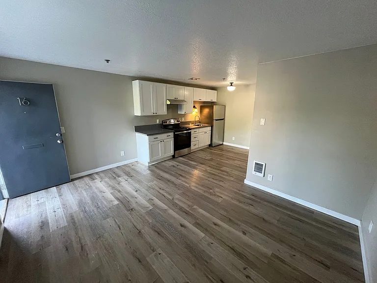 Park Hamlin - 2323 SE Harrison — Photo 44