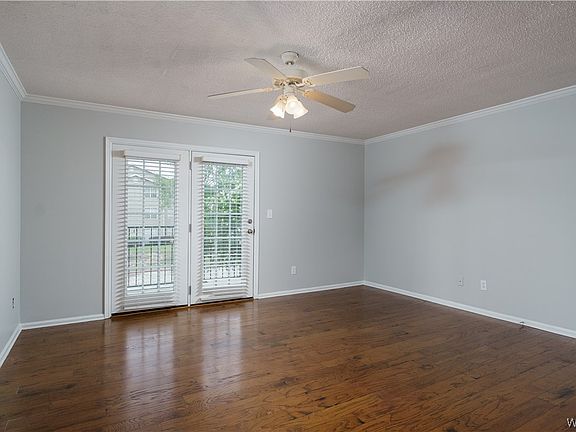 4th image of 120 15th St E APT 810