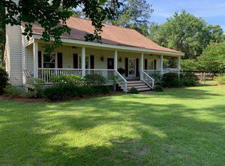6295 Rockefeller Rd, Wadmalaw Island, SC 29487