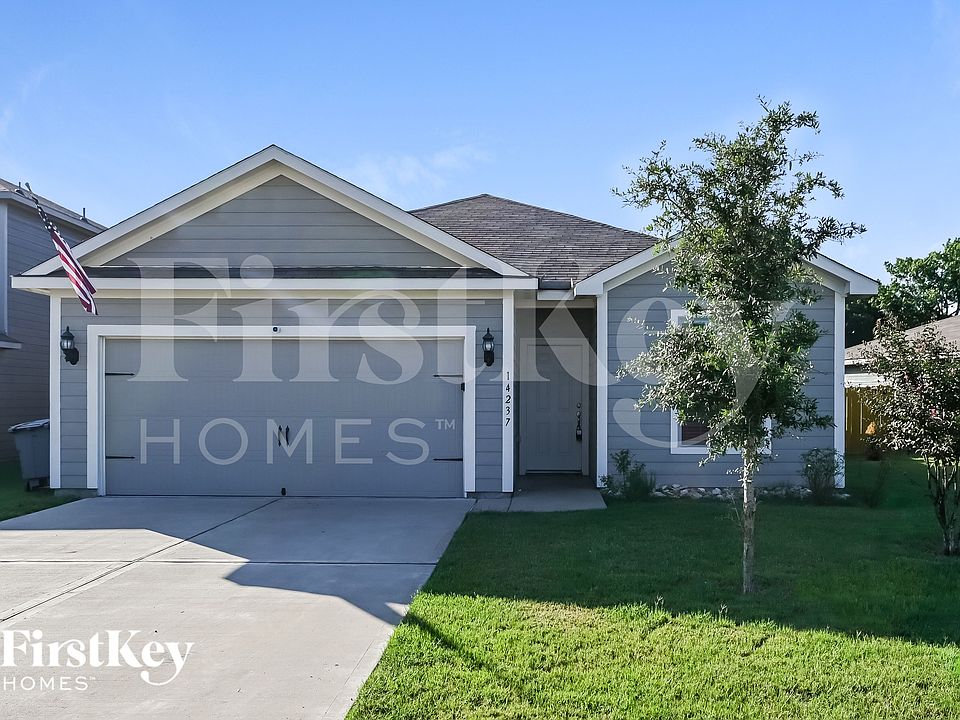 1st image of 14237 Stallion Ridge Dr