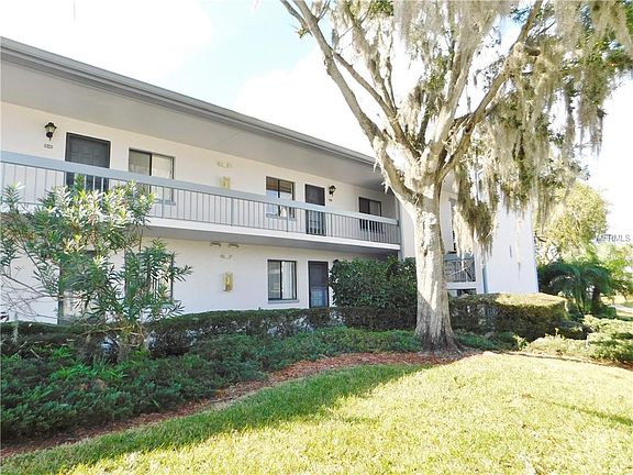 2nd image of 203 Martha Ln