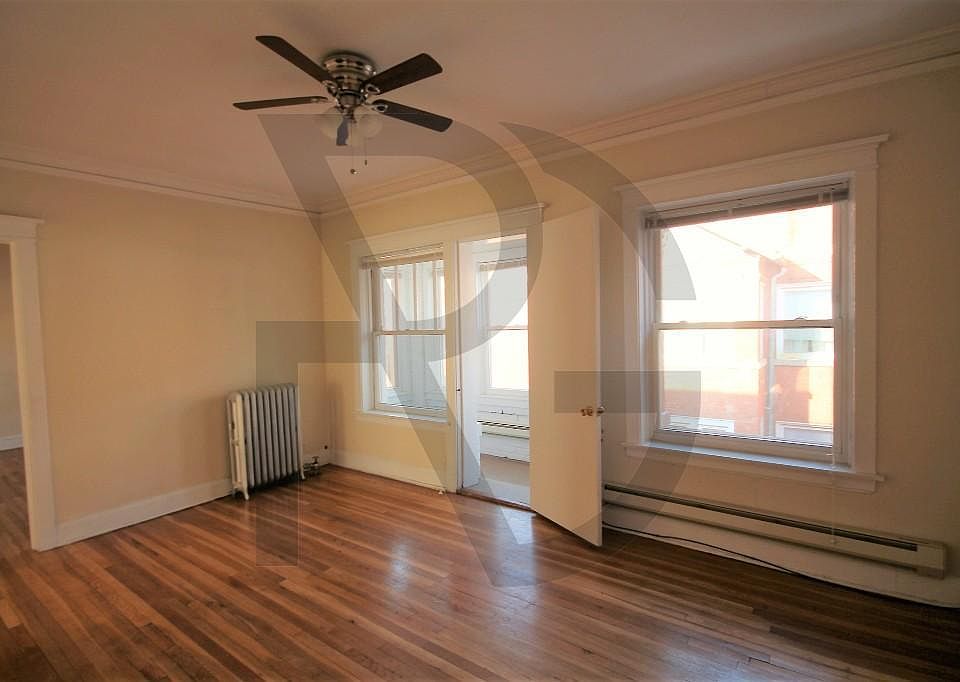 1st image of 4421 N Wolcott Ave #A4423b3