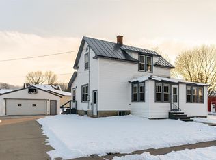 300 Anderson St, Coon Valley, WI 54623