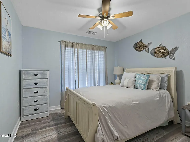 2421 Beachview Dr #H15 — Photo 16