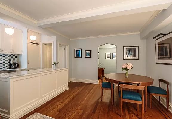 2nd image of 200 W 108th St APT 2G