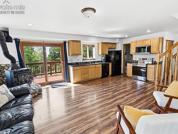 4th image of 138 Valley Crest Cir