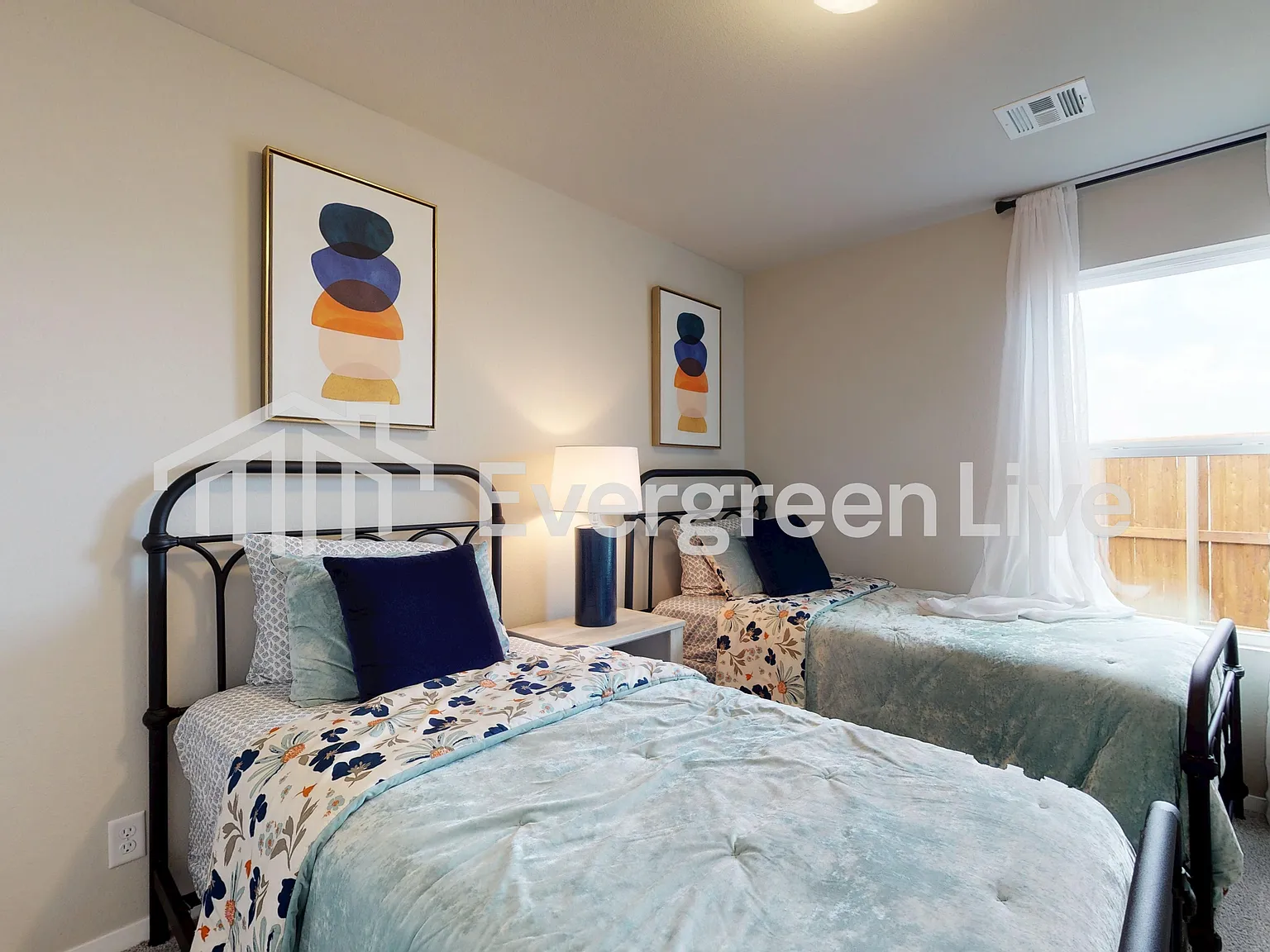 4 bed, 2.0 bath, 1852 sqft, $1,695 — Photo 4