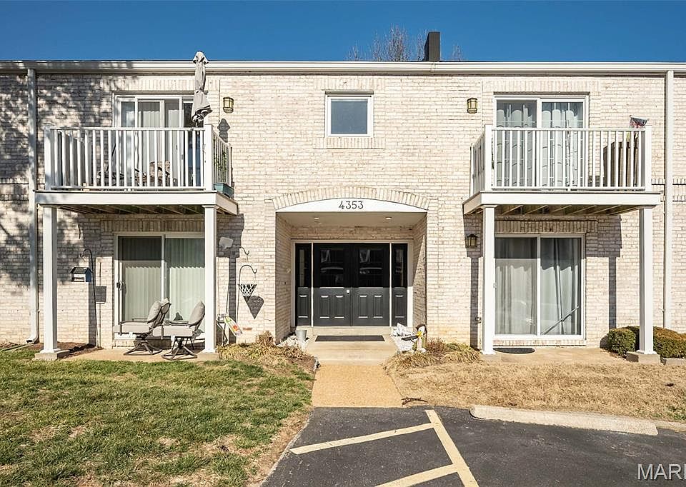 1st image of 4353 Chateau De Ville Dr APT B