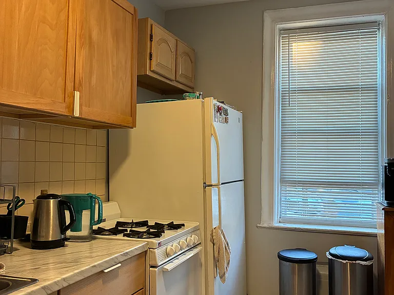 31 75th St #1B — Photo 6