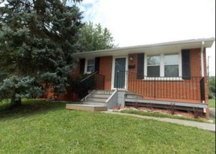 1st image of 1474 Stephen Foster Dr