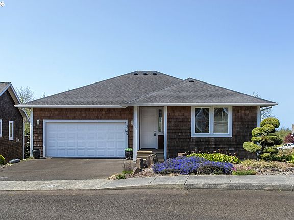2nd image of 2165 Skyline Dr
