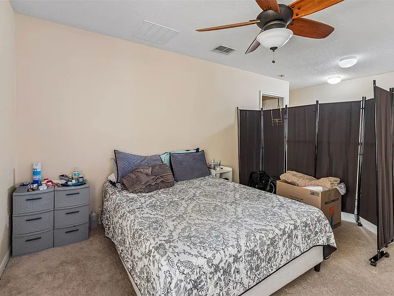 2401 Silvermoss Dr — Photo 30