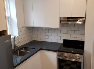 673 Woodbine Ave #2, Toronto, ON M4E 2J3