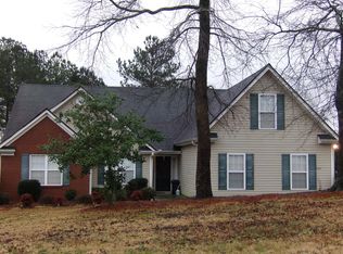 360 River Landing Dr, Monroe, GA