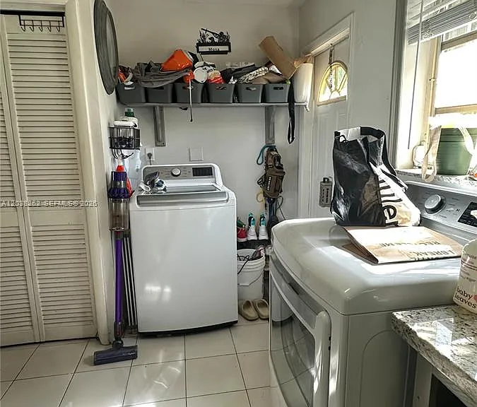 5804 SW 35th St — Photo 8