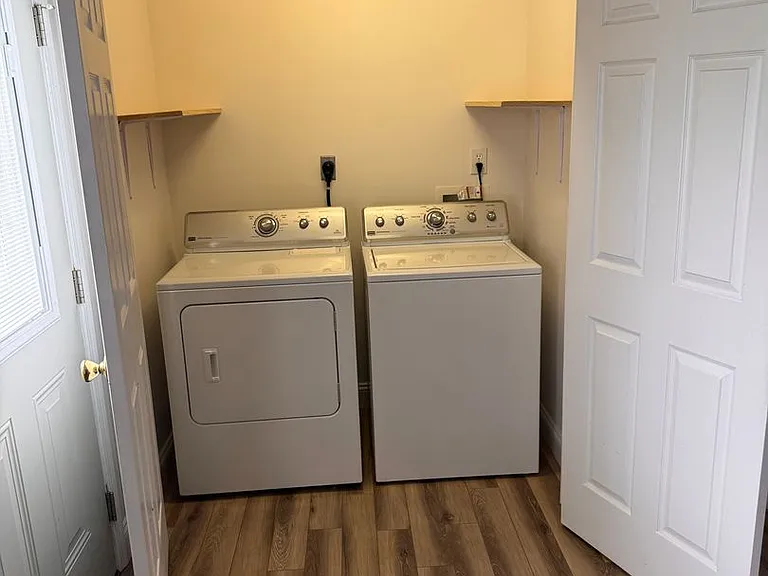 763 Wyndhurst Dr — Photo 11