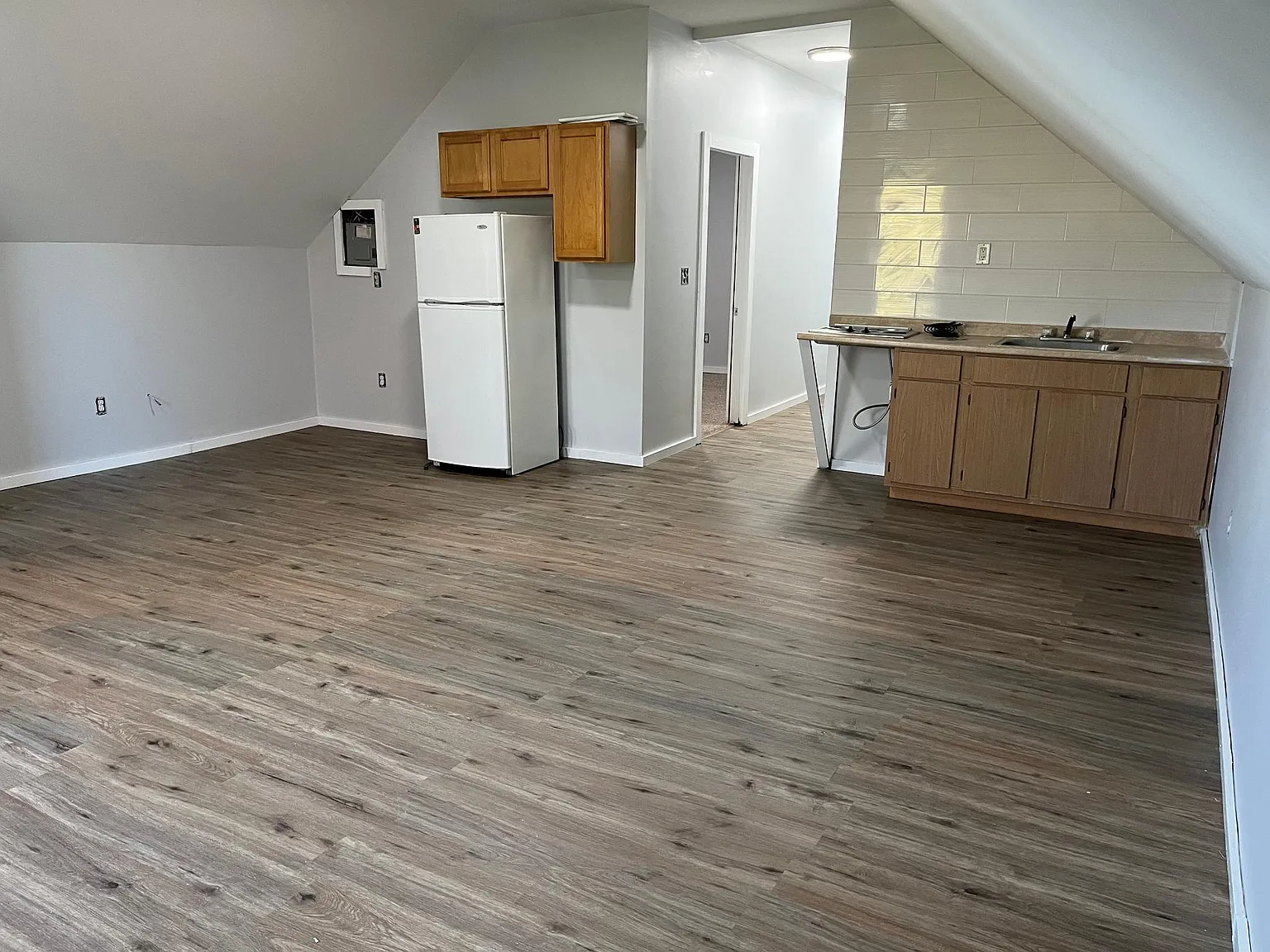 2 bed, 1200 sqft, $1,700 — Photo 1