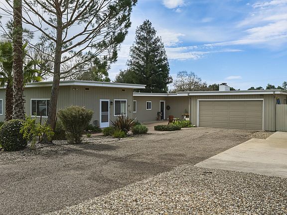 2nd image of 1129 Highland Rd