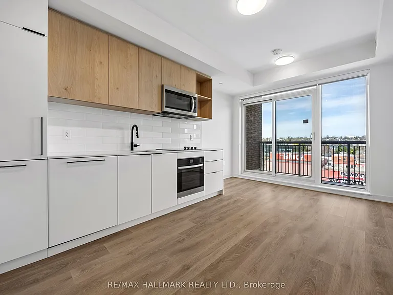 1185 Dupont St #515 — Photo 5