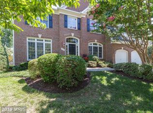10911 Lamplighter Ln, Potomac, MD 20854
