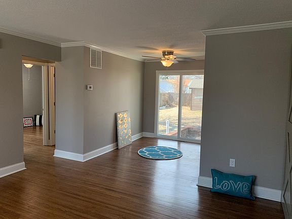 EATING AREA WITH NEW CEILING FAN