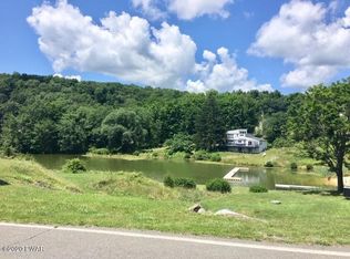 3368 Windermere Dr, Bushkill, PA 18324