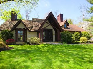146 Davis Ln, Red Bank, NJ 07701