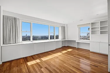 60 East 8th Street, #30N