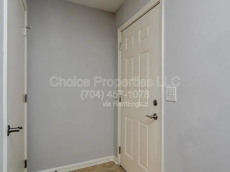 2611 Holton Ave #2 — Photo 13