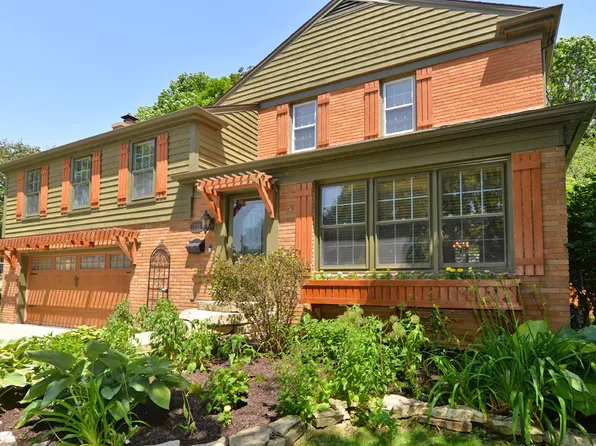 715 Russet STREET, Racine, WI 53405