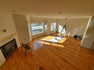 100 Castle Ave #96, Fairfield, CT 06825