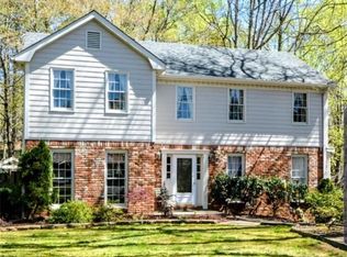 325 Spring Ridge Dr, Roswell, GA 30076