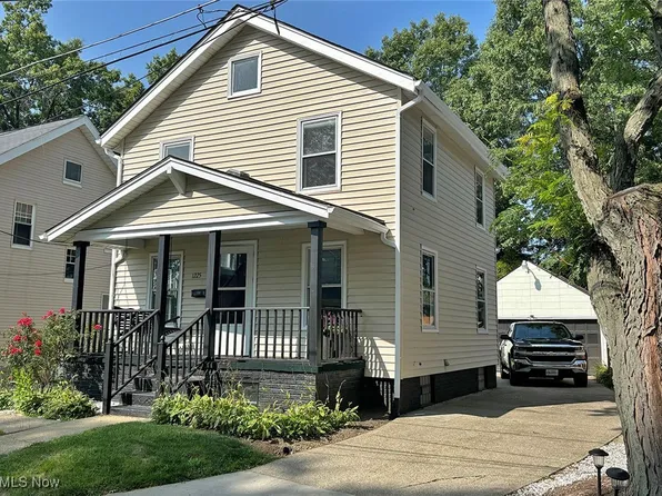 1225 Ford Ct NW, Canton, OH 44708