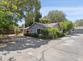 555 Marsh Rd, Menlo Park, CA 94025