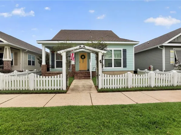 1210 Primrose Ln, Foley, AL 36535