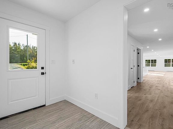 4th image of 4606 Clam Harbour Rd