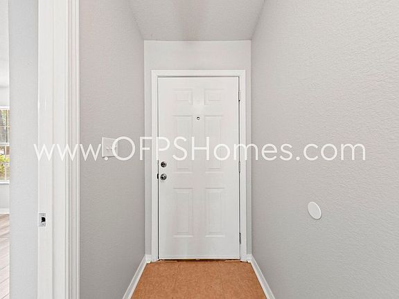 2nd image of 107 Cabana Way