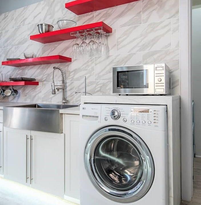 1st image of 2307 S Leavitt St #3