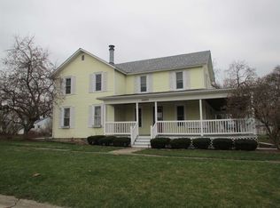 10085 Main St, Fenton, IL 61251