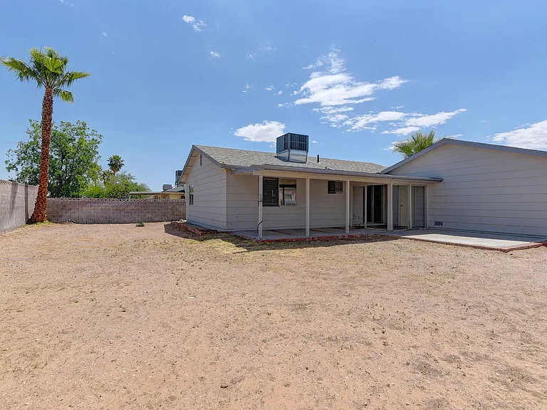 5708 Pinecone Pl — Photo 18