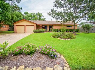 505 Riverside Dr, Alvin, TX 77511