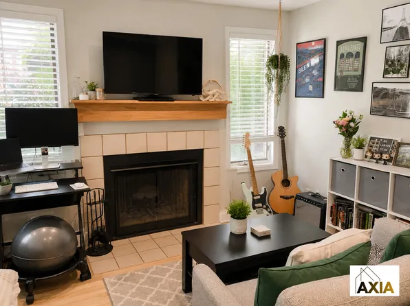 1927 Canyon Blvd #101, Boulder, CO 80302