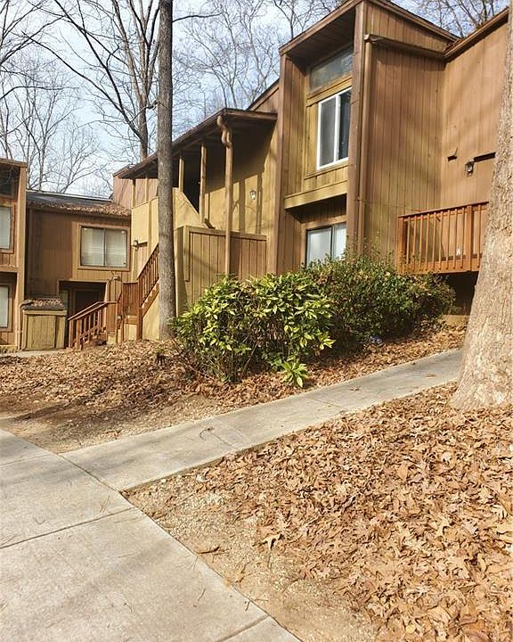 1st image of 3137 Fairington Dr