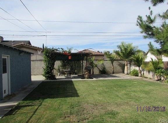 2nd image of 4821 Blackthorne Ave