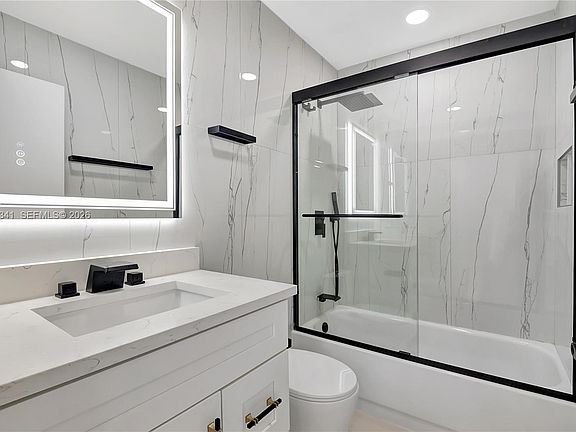 3rd image of 708 Normandy Ln #708-O