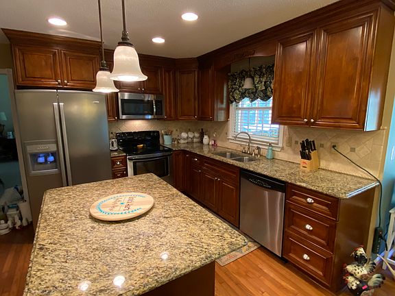 5th image of 339 Oberlochen Way